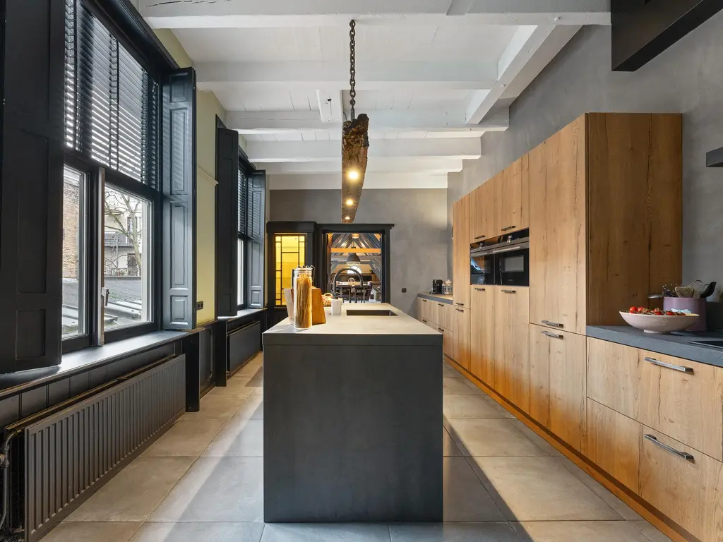 Westhavenkade 37, VLAARDINGEN