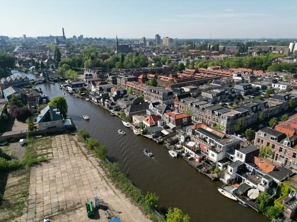 Lage Rijndijk 44, Leiden