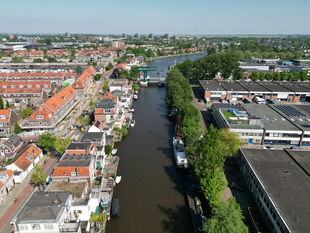 Lage Rijndijk 44, Leiden