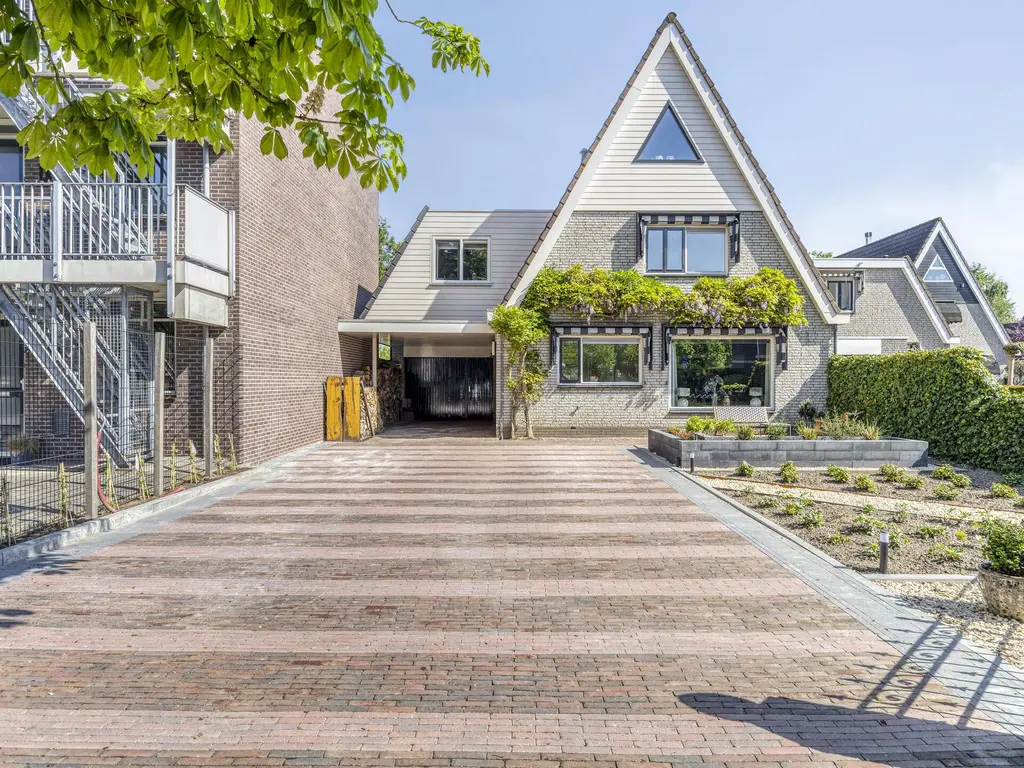 Rietgors 153, BARENDRECHT