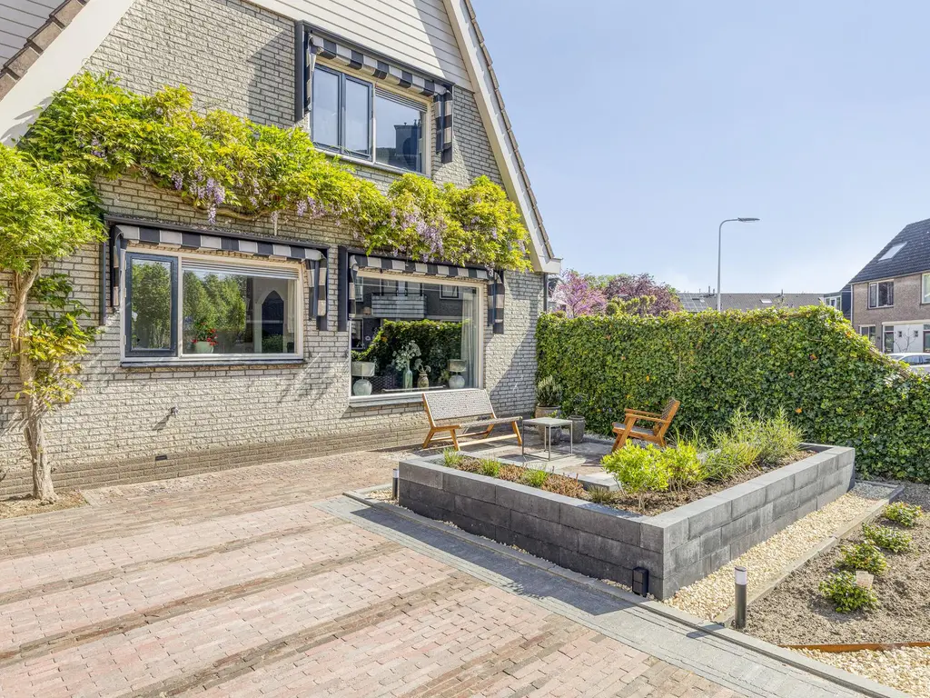 Rietgors 153, BARENDRECHT
