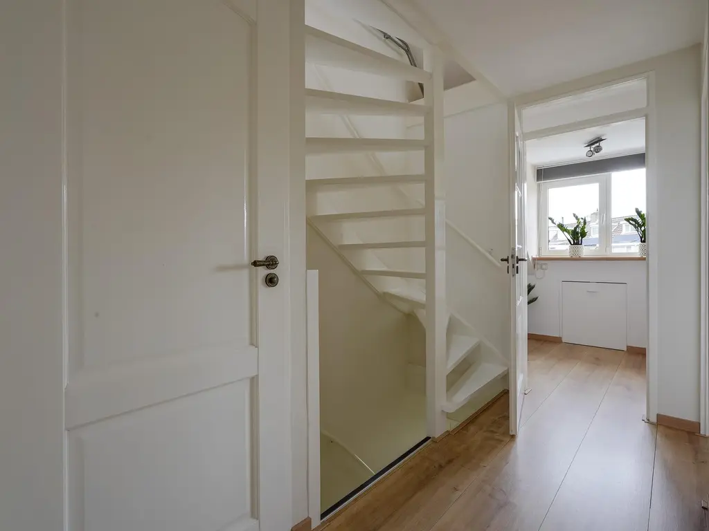 Zandeveltweg 130, 'S-GRAVENZANDE