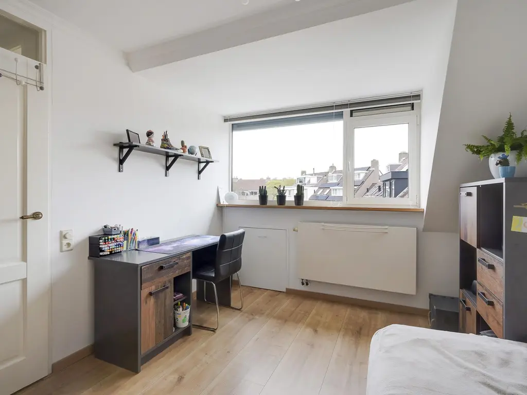 Zandeveltweg 130, 'S-GRAVENZANDE
