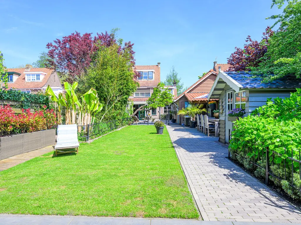 Bosstraat 65, Winkel