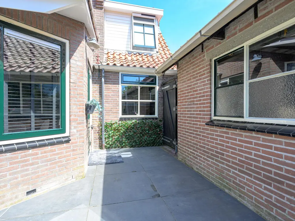 Bosstraat 65, Winkel