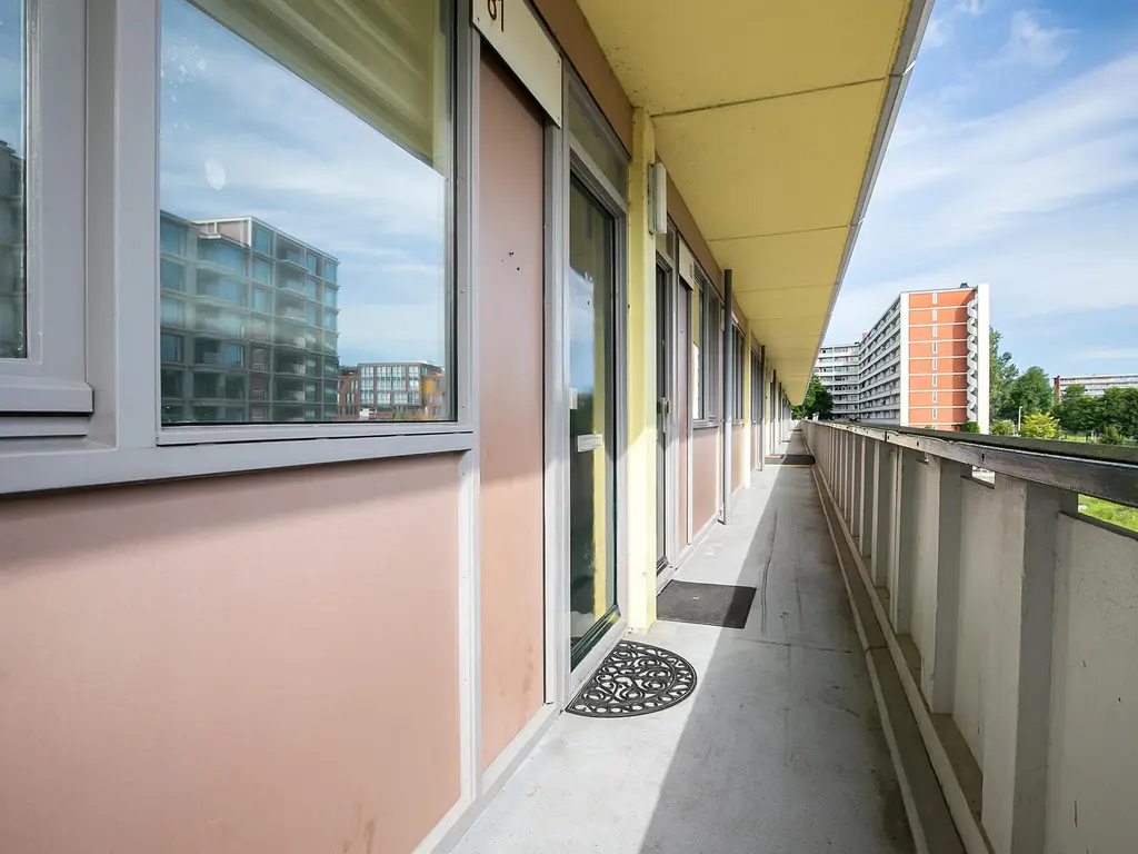Osdorper Ban 81, AMSTERDAM