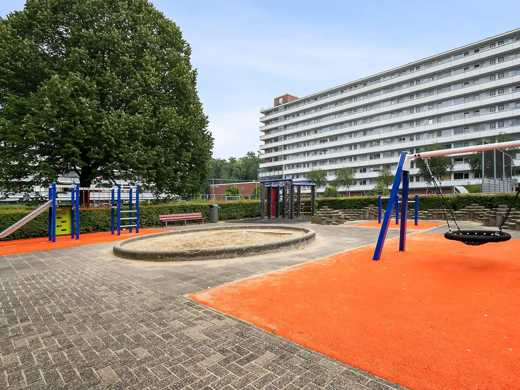 Osdorper Ban 81, AMSTERDAM