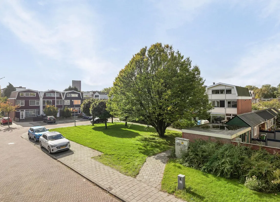 Dovenetelweg 81