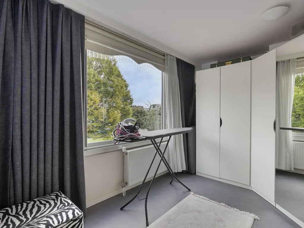 Dovenetelweg 81, ZAANDAM