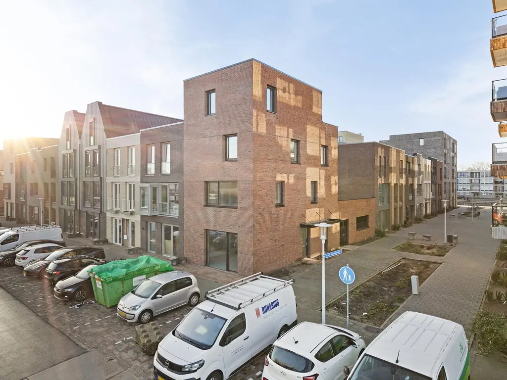 Corry Tendeloostraat 18, ZAANDAM