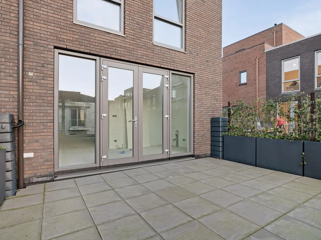 Corry Tendeloostraat 18, ZAANDAM