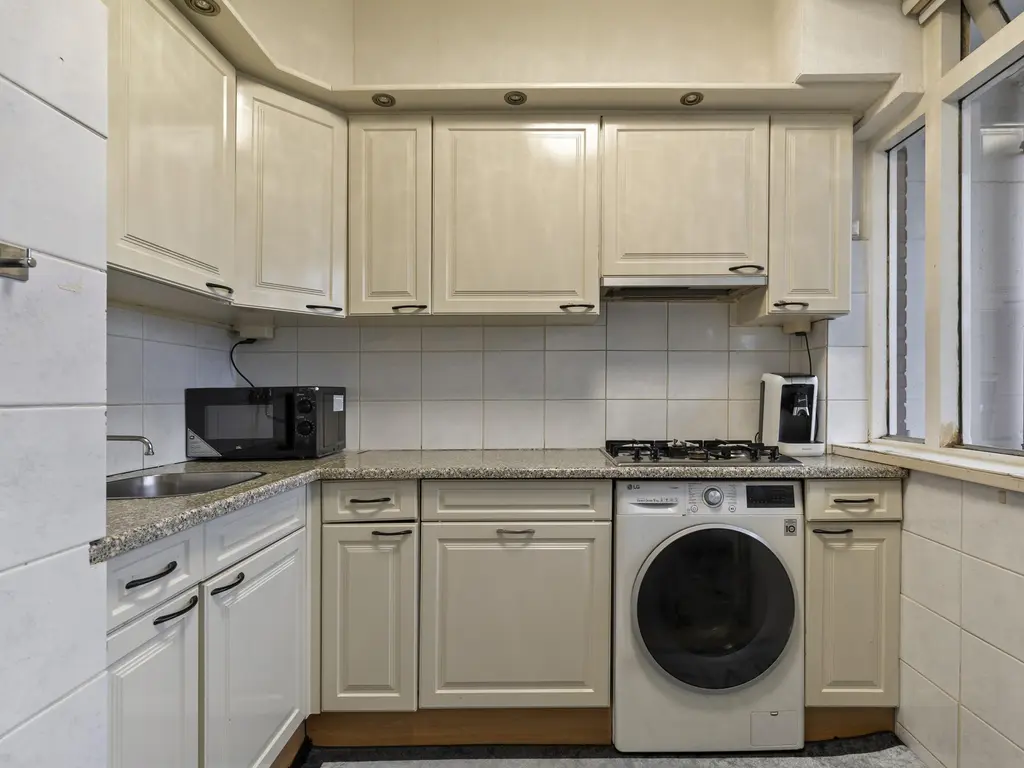 Langswater 854, AMSTERDAM