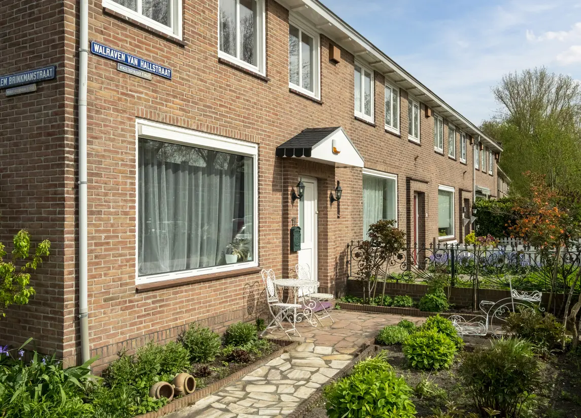 Walraven van Hallstraat 11