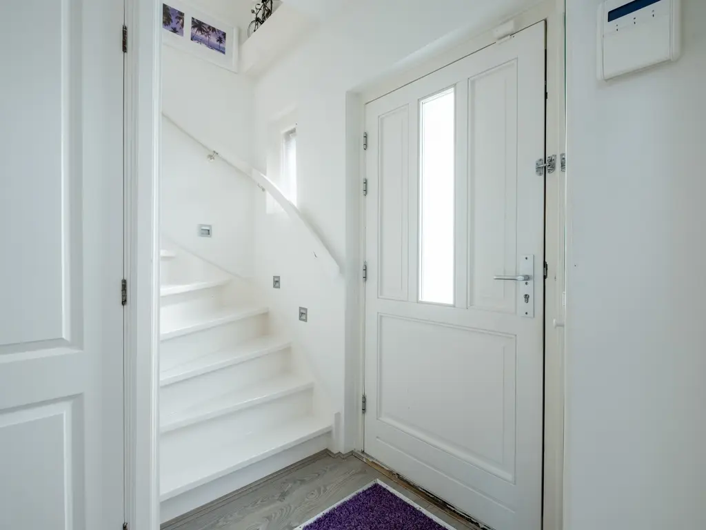 Walraven van Hallstraat 11, ZAANDAM