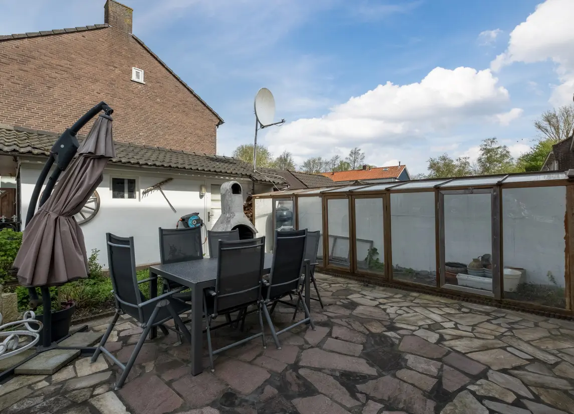 Walraven van Hallstraat 11