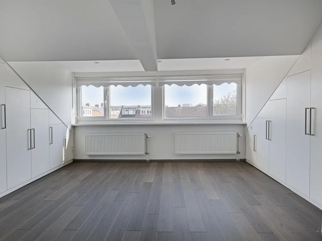 Cort van der Lindenkade 30, AMSTERDAM