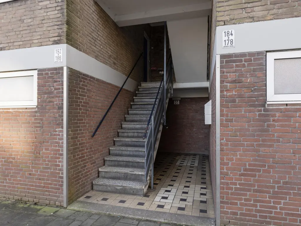 Linnaeusstraat 190, ZAANDAM