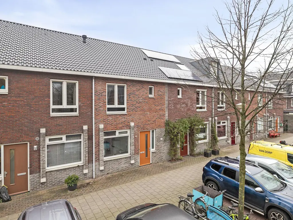 Corversbosstraat 28, AMSTERDAM