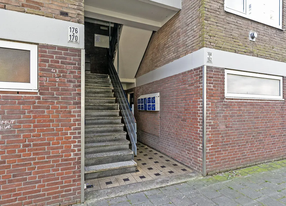 Linnaeusstraat 176