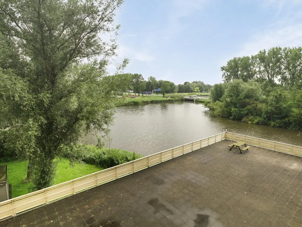 Oost-Dorsch 36, ZAANDAM