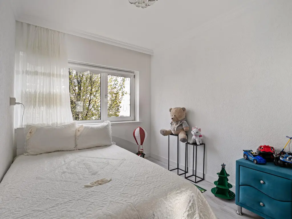 Linnaeusstraat 230, ZAANDAM