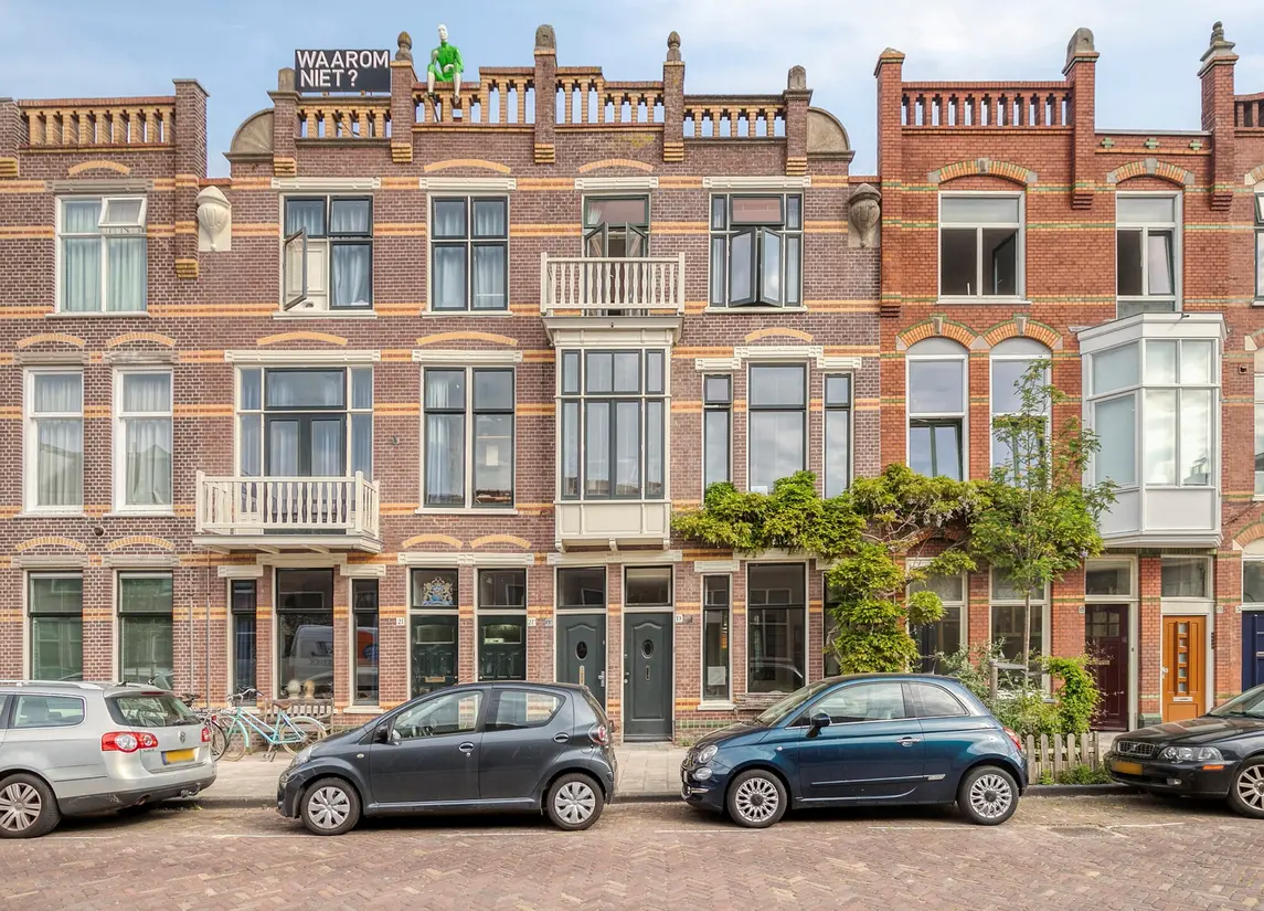 Drie Octoberstraat 19