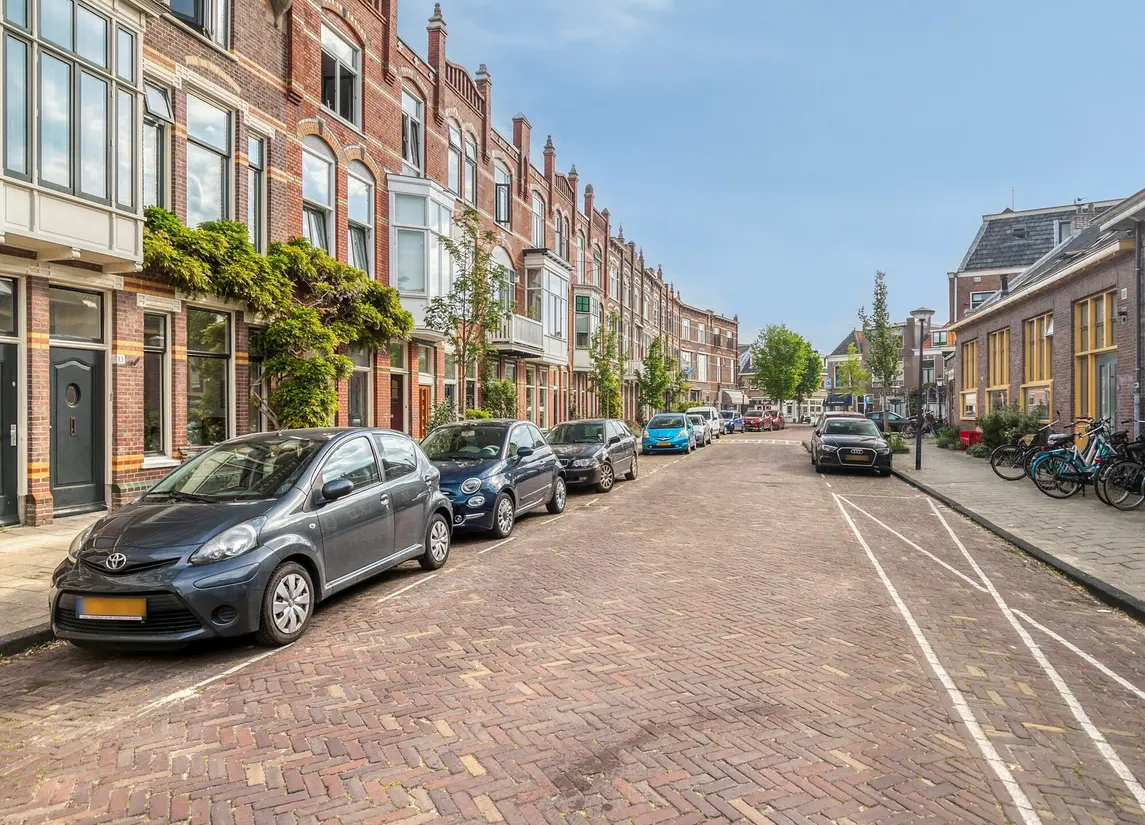 Drie Octoberstraat 19