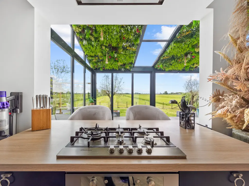 Oosteinde 10, Leidschendam