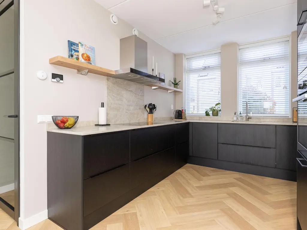Elle Molstraat 33, Blokker