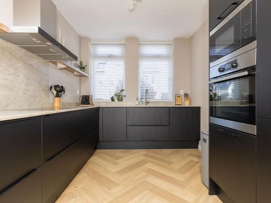 Elle Molstraat 33, Blokker