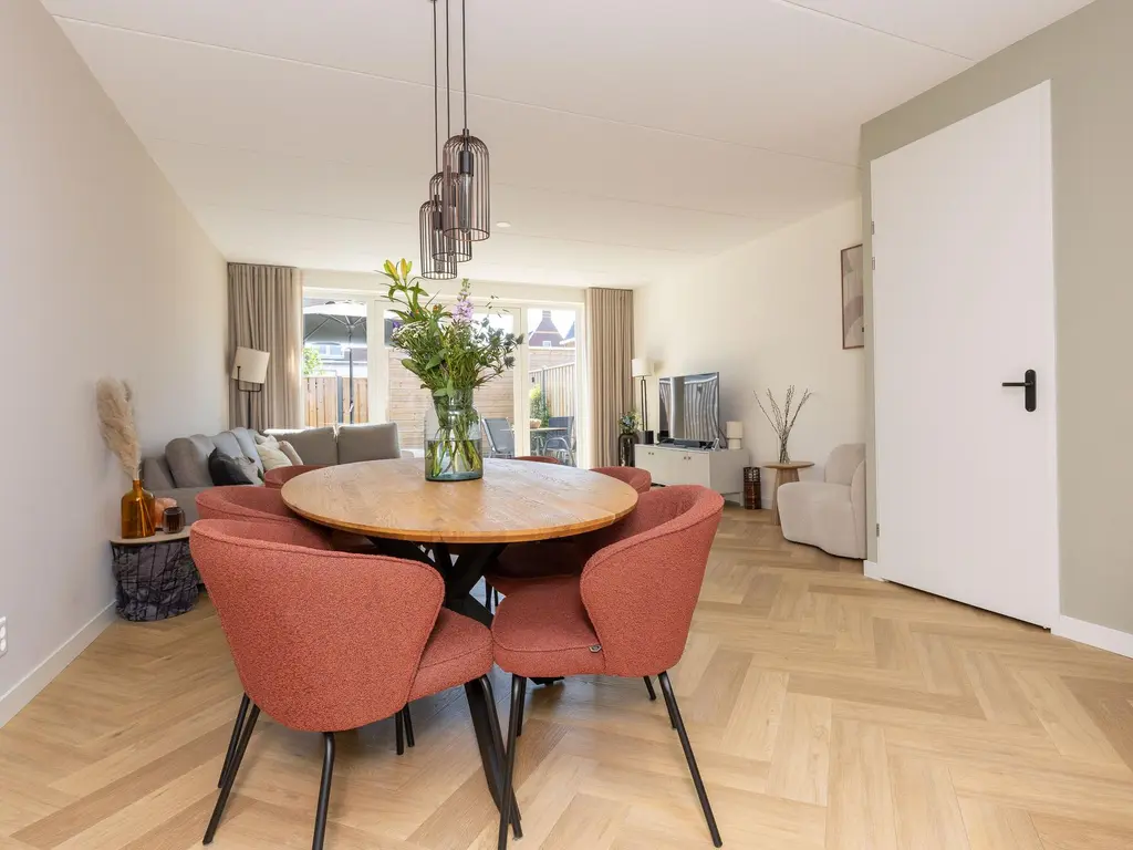 Elle Molstraat 33, Blokker