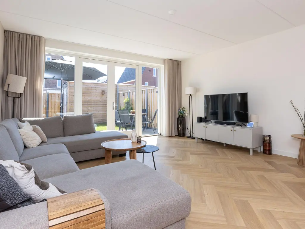 Elle Molstraat 33, Blokker