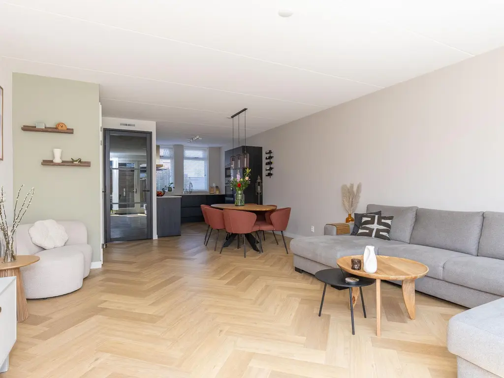 Elle Molstraat 33, Blokker