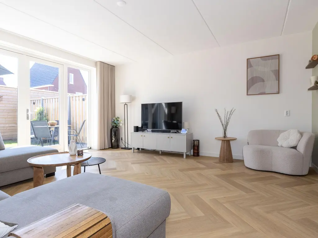 Elle Molstraat 33, Blokker
