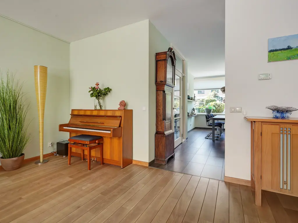 Luchtenburglaan 52, Den Haag