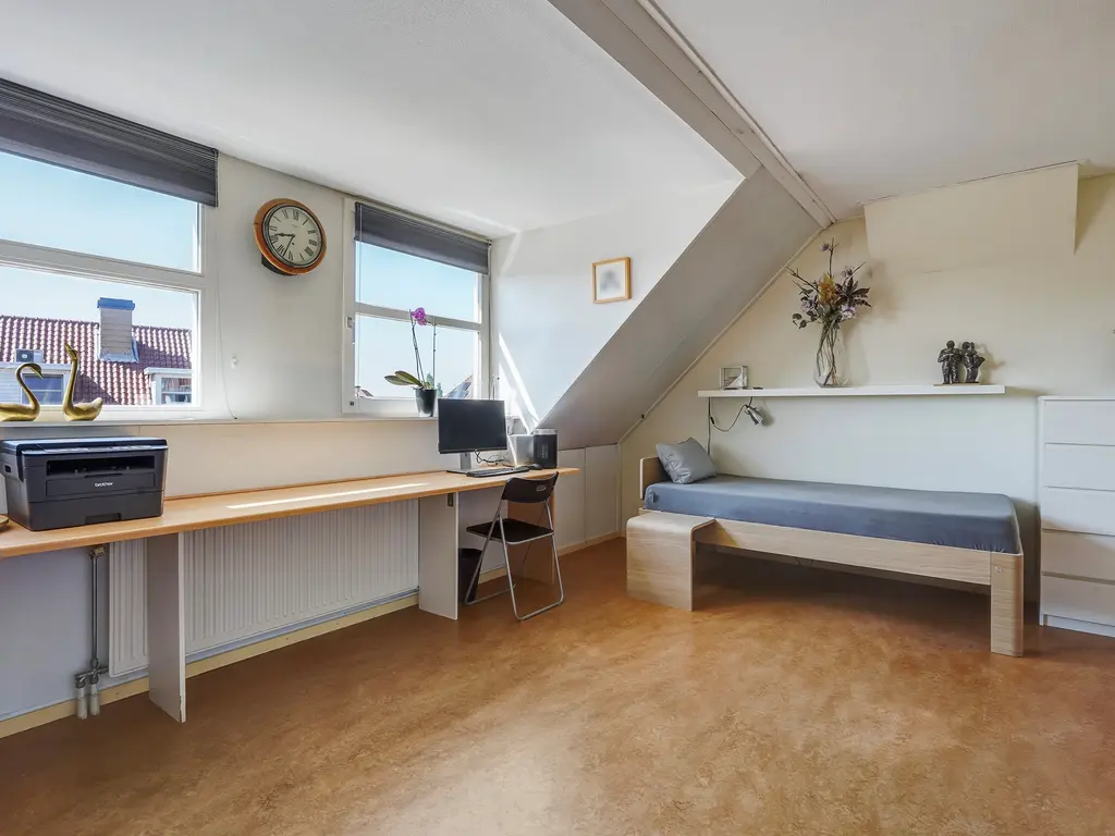 Luchtenburglaan 52, Den Haag