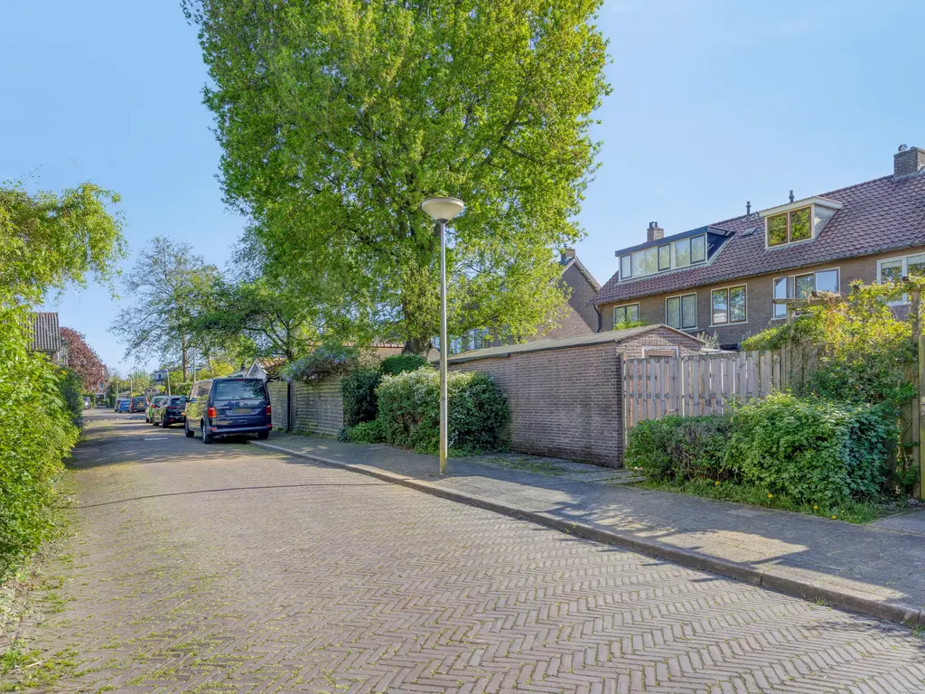 Willem de Zwijgerlaan 9, Leiderdorp