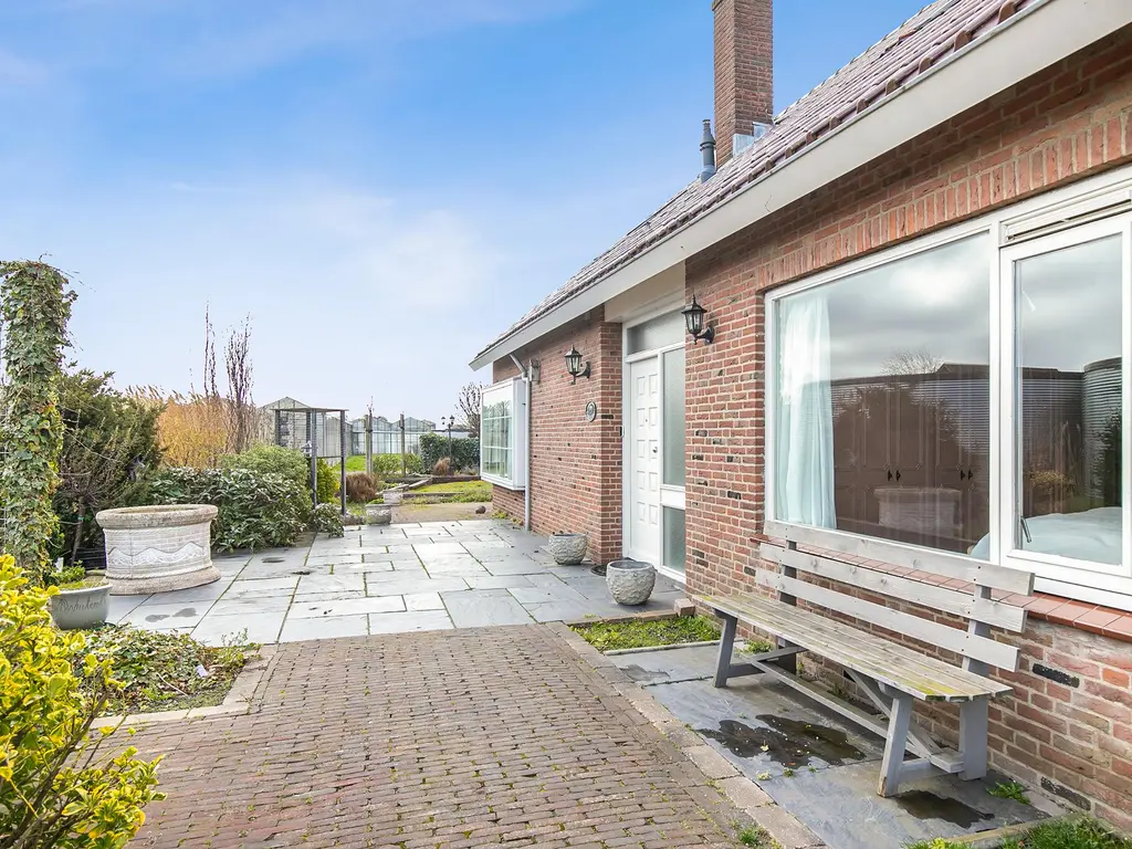 Dokter Kniplaan 2, HOEK VAN HOLLAND