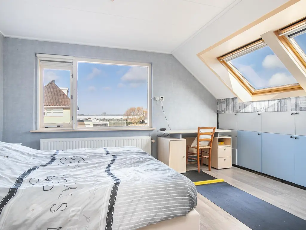 Dokter Kniplaan 2, HOEK VAN HOLLAND