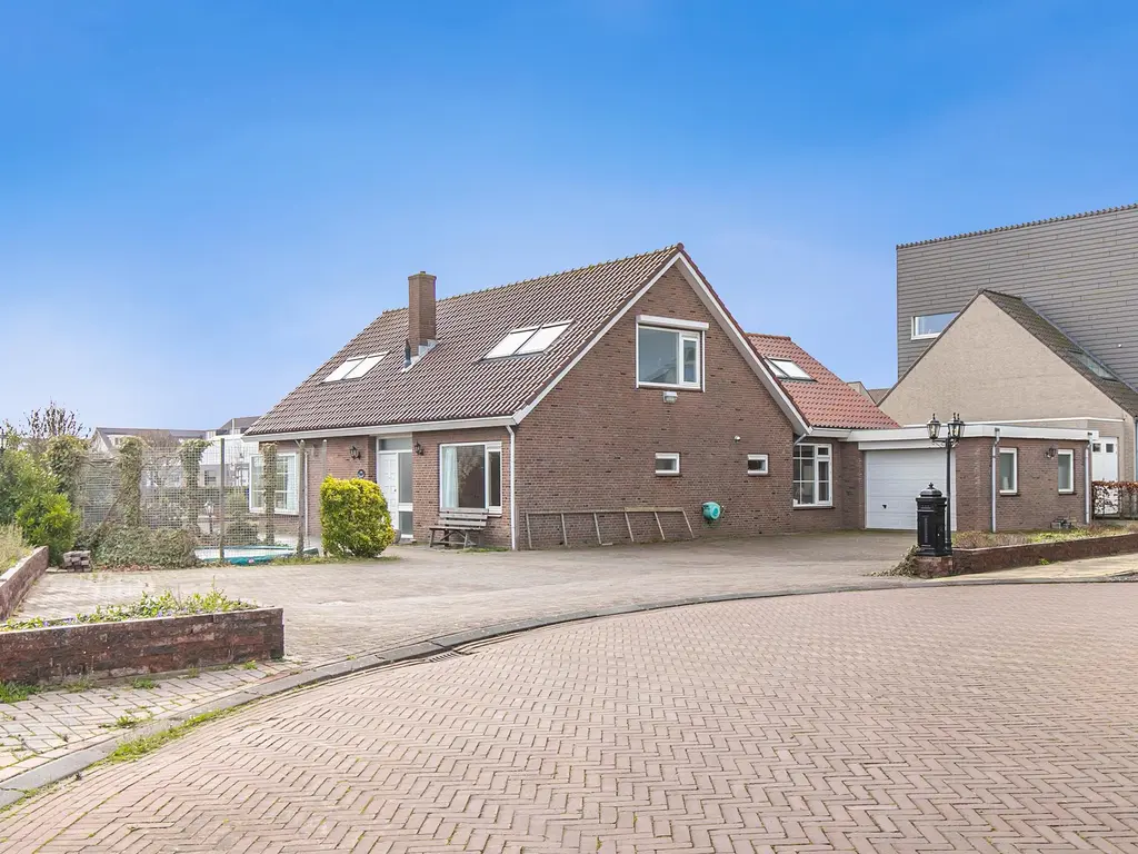 Dokter Kniplaan 2, HOEK VAN HOLLAND