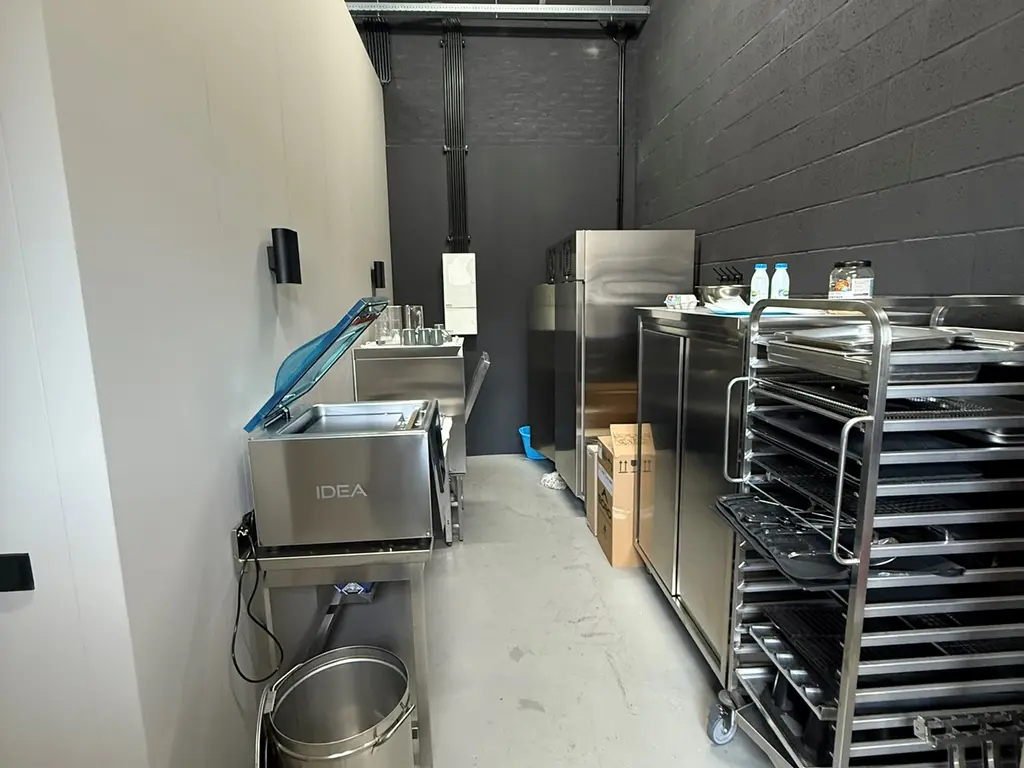 Parallelweg-Oost 84, Vlijmen