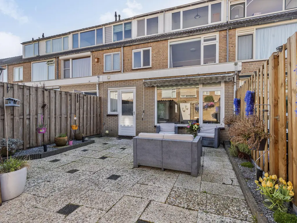 Van der Trappenstraat 25, HONSELERSDIJK