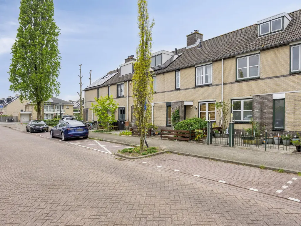 Oude Waelweg 37, DIEMEN