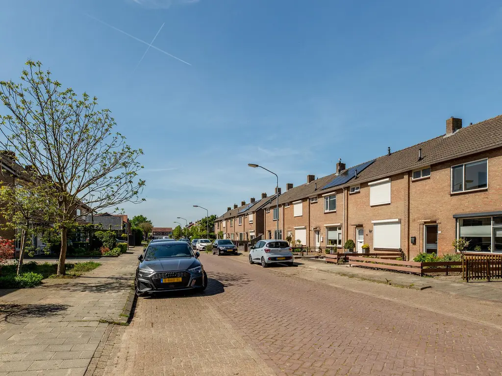 Jan van Glymesstraat 35, FIJNAART