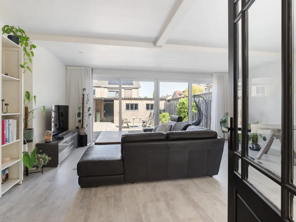 Jan van Glymesstraat 35, FIJNAART