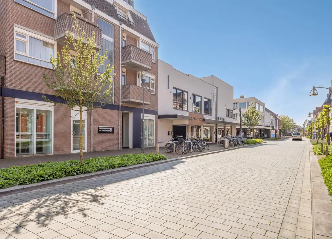 Grotestraat 232