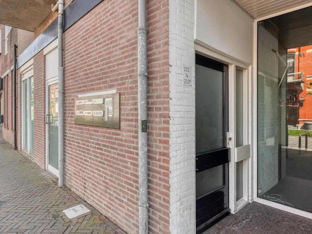Grotestraat 232, WAALWIJK