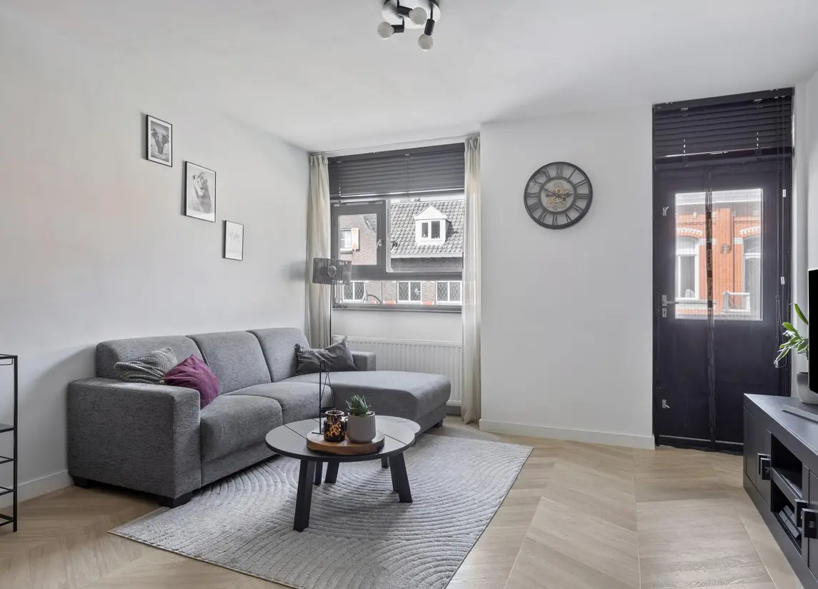 Grotestraat 232