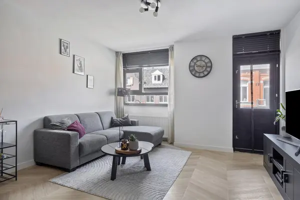 Grotestraat 232