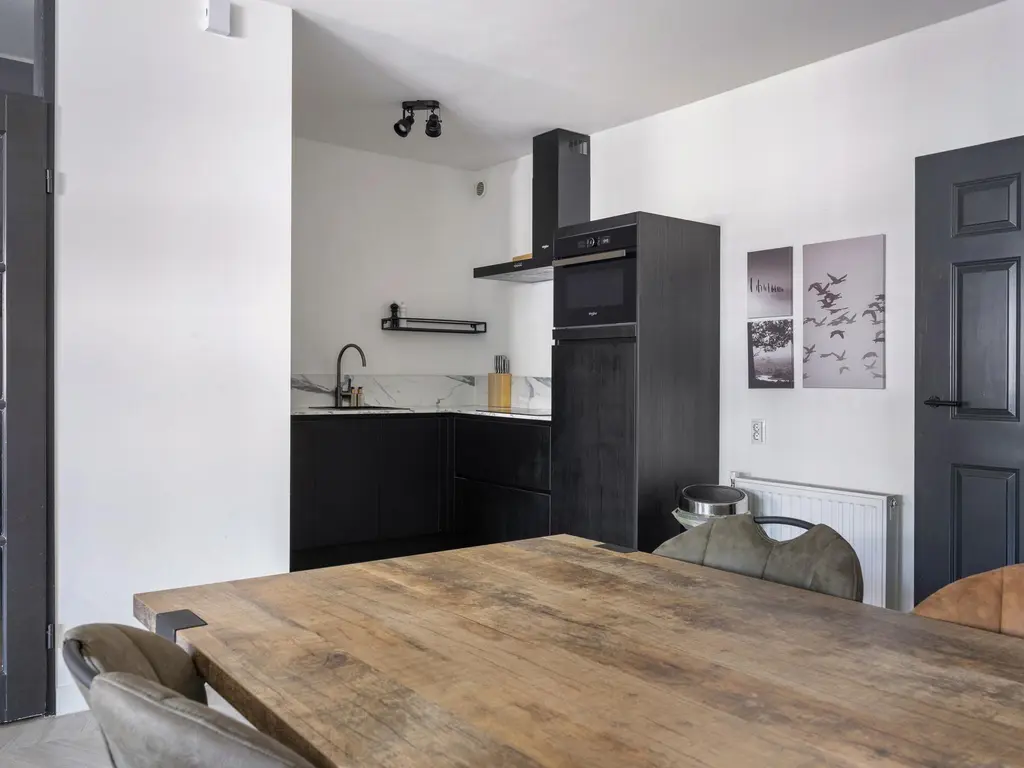 Grotestraat 232, WAALWIJK